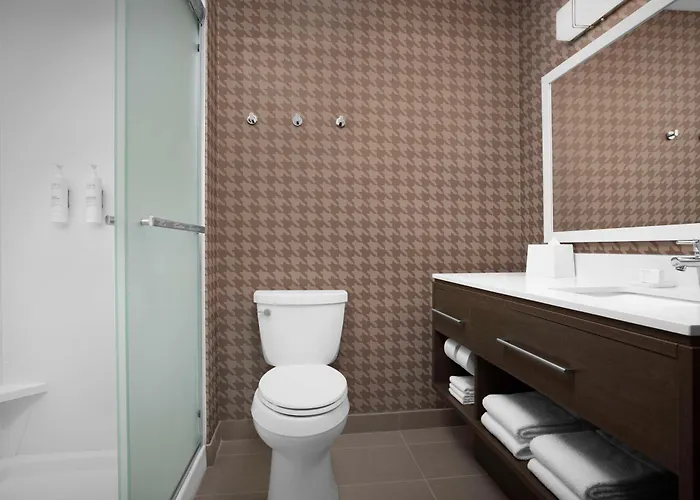 Hotel Home2 By Hilton North Happy Valley 3*