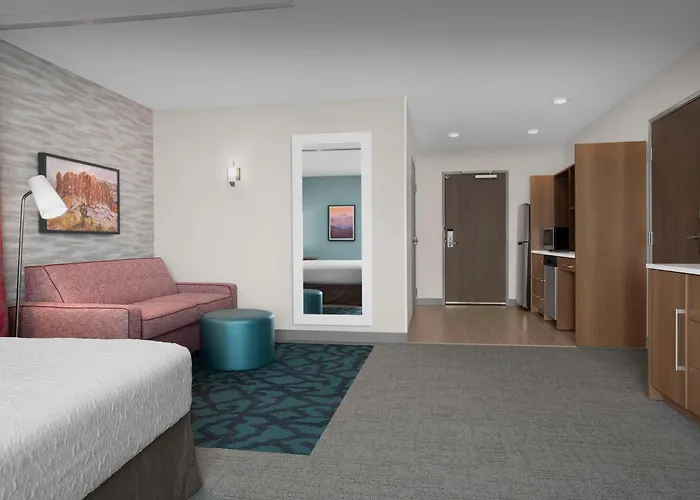 Home2 By Hilton North Happy Valley 3*
