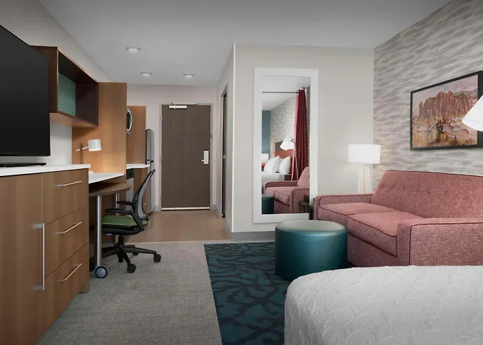 Hotel Home2 By Hilton North Happy Valley 3*