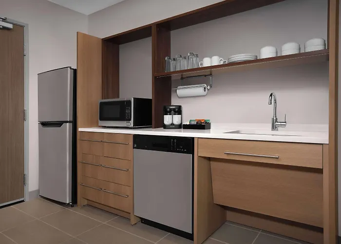 Hotel Home2 By Hilton North Happy Valley 3*